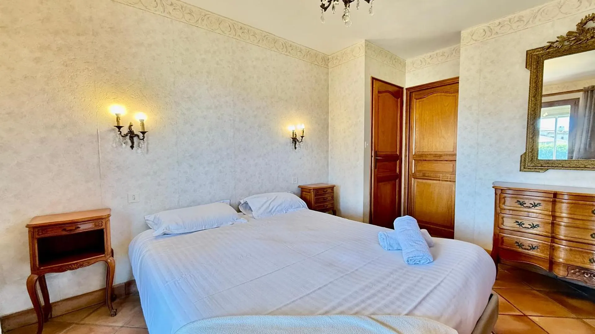 Holiday home Charmante Maison Provencale - A 500M De La Plage Carqueiranne France